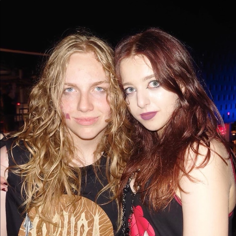 Meet your Posher, Elise